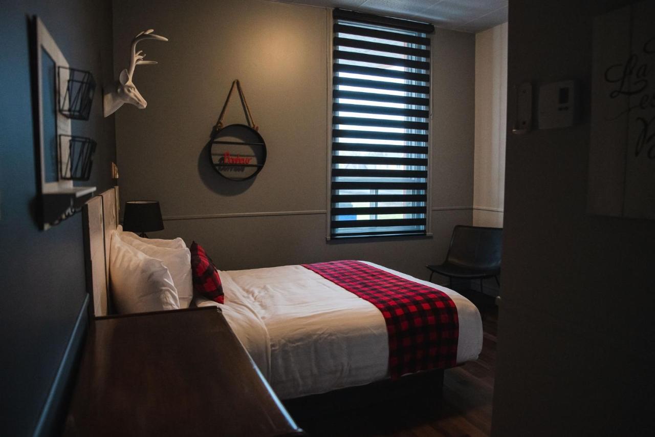 Auberge Beausejour Amqui Luaran gambar