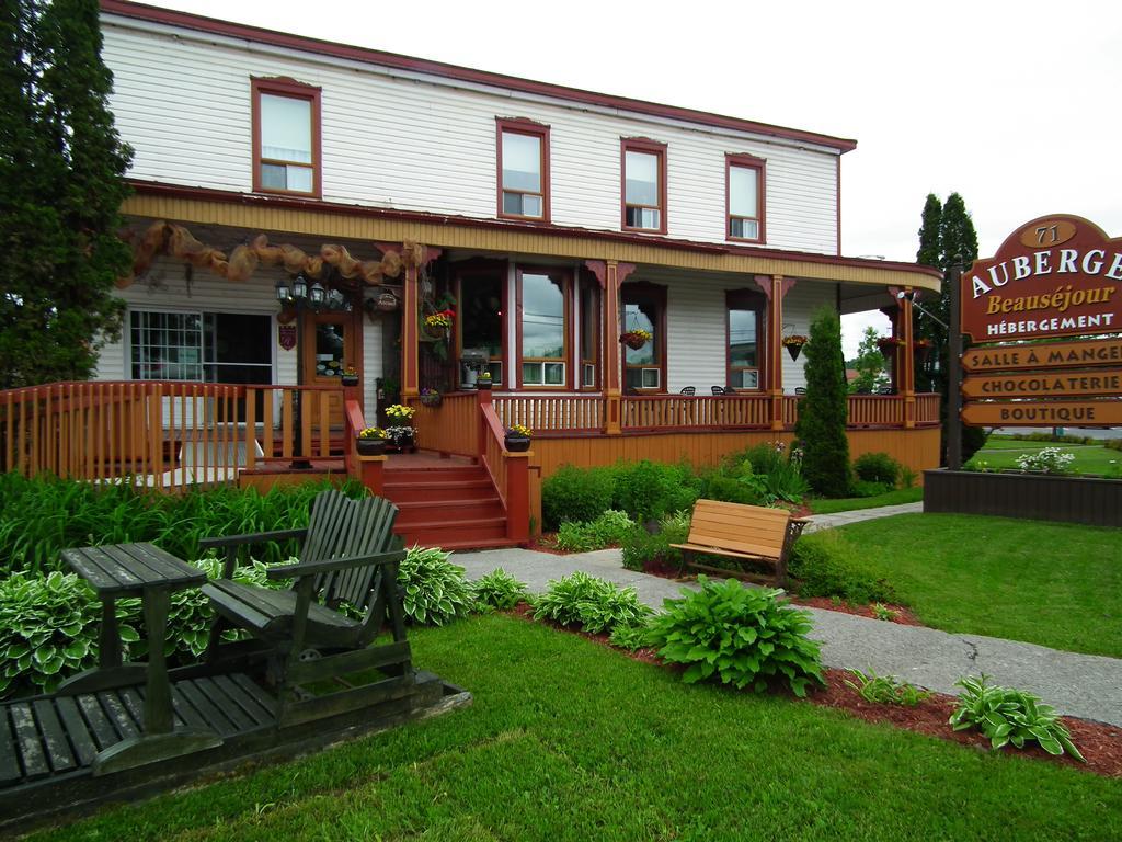 Auberge Beausejour Amqui Luaran gambar